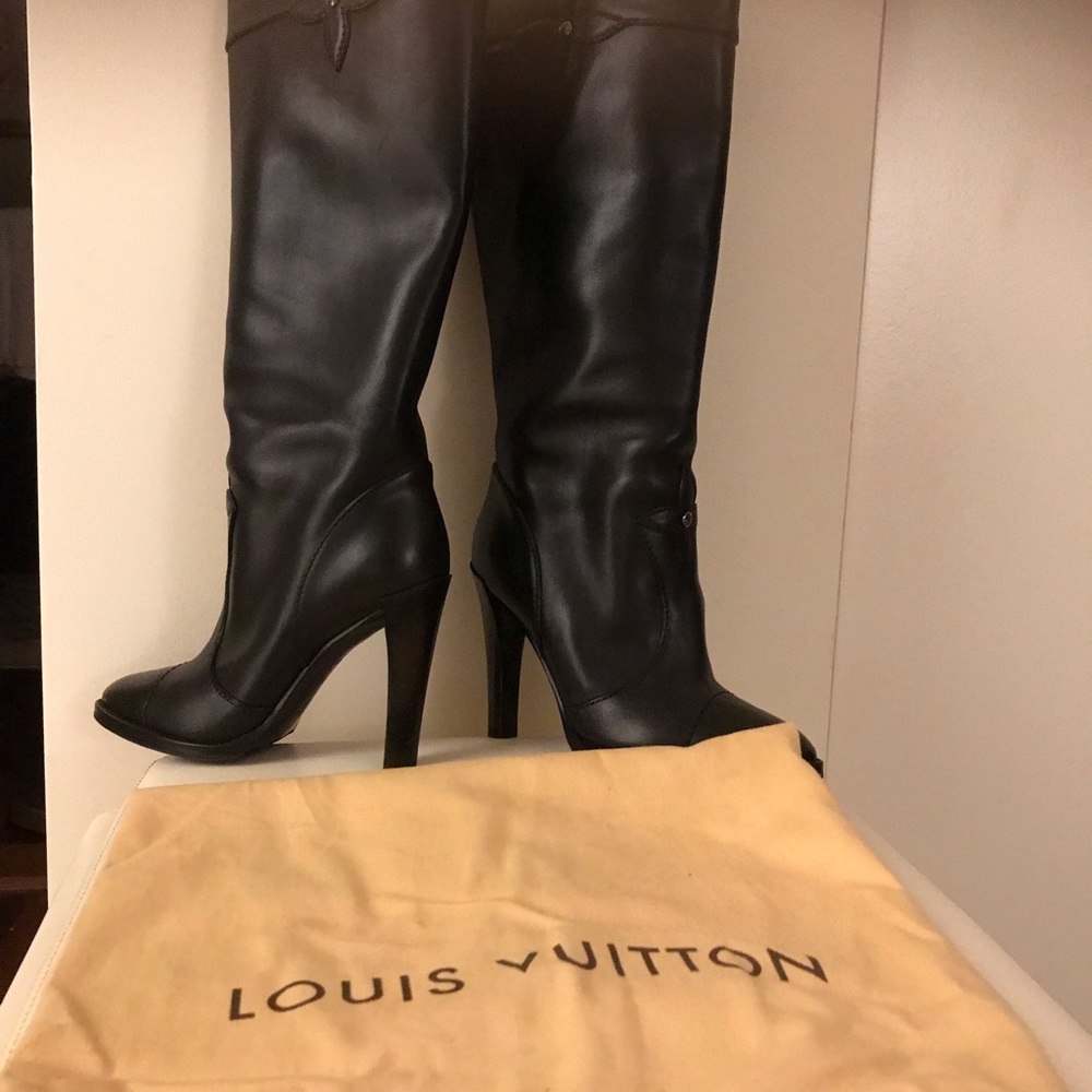 Louis Vuitton Knotting Hill High Boot